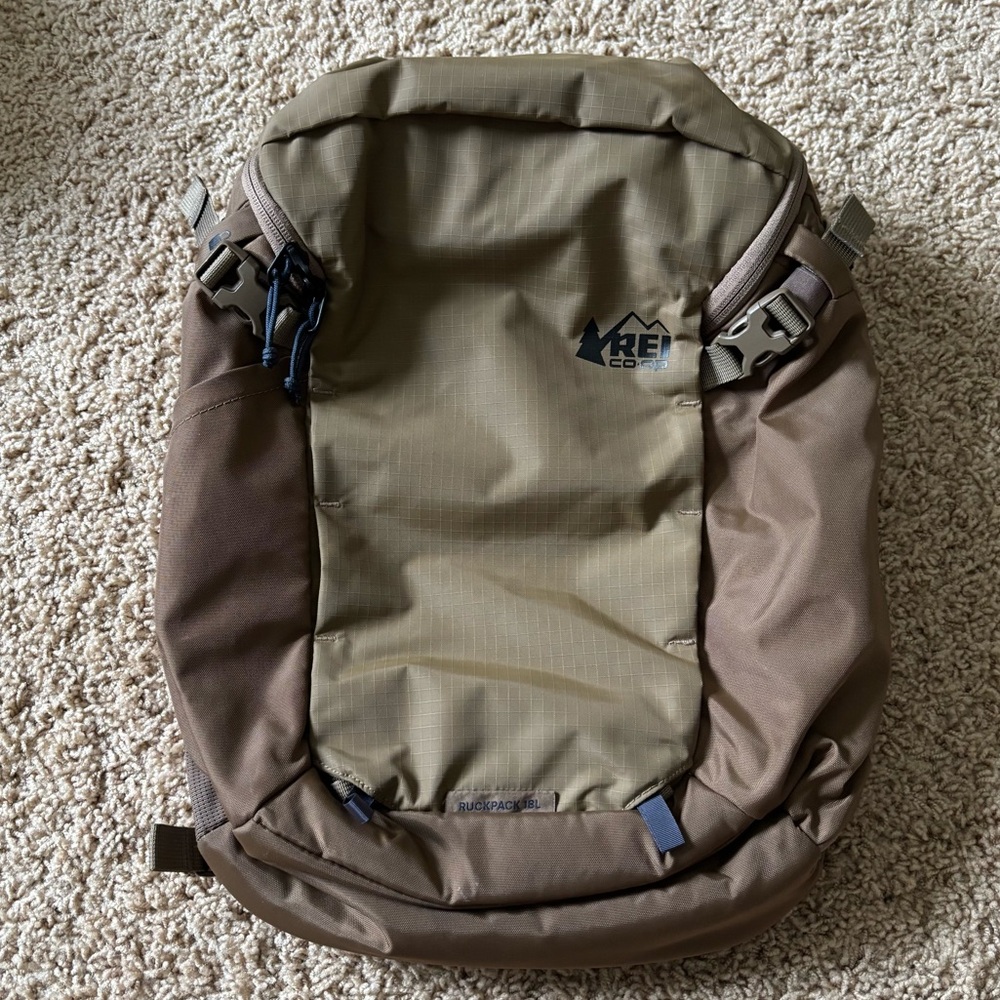 REI 18L “RUCKPACK” Backpack